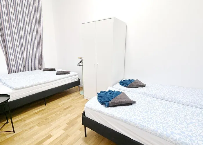 Spacious In A Lively Area * Wien