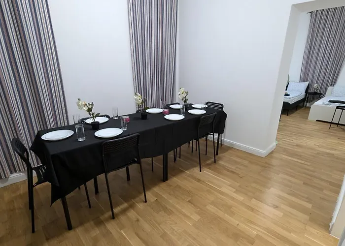 Apartment Spacious In A Lively Area Wien